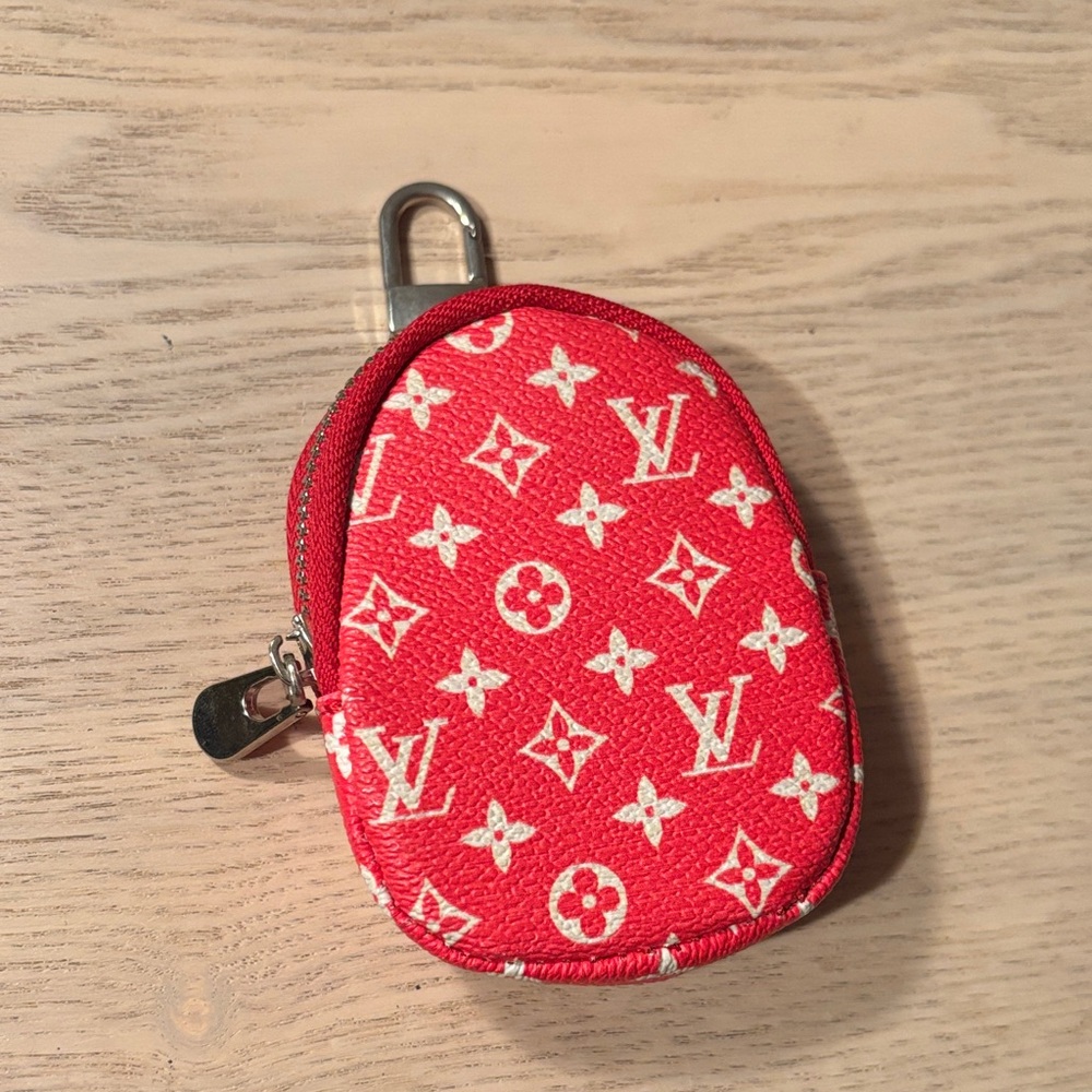 Louis Vuitton Scarlet Monogram Key Holder